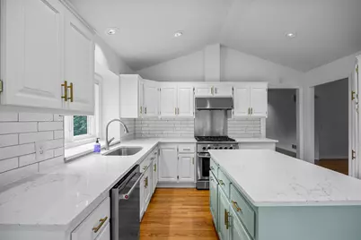 5553 Fenway Court, White Bear Lake, MN 55110 - Photo 9