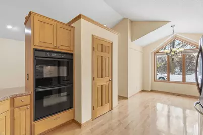 5829 Forestview Lane N, Plymouth, MN 55442 - Photo 9