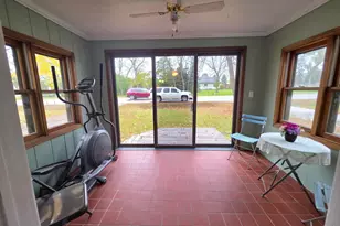 821 7th St SW, Pipestone, MN 56164 - Photo 3