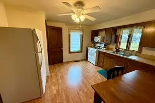 3725 Mayfair Ave, Hibbing, MN 55746 - Photo 47