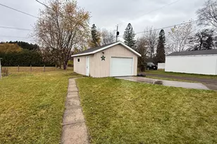 3725 Mayfair Ave, Hibbing, MN 55746 - Photo 11
