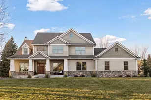 8190 Kelzer Pond Dr, Victoria, MN 55386 - Photo 3