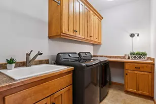 8190 Kelzer Pond Dr, Victoria, MN 55386 - Photo 23