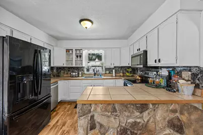 308 8th Avenue SE, Forest Lake, MN 55025 - Photo 5