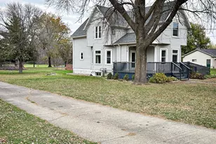 311 Front St E, Redwood Falls, MN 56283 - Photo 3