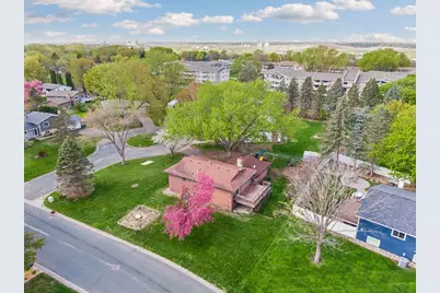 2402 Terrace Drive, Burnsville, MN 55337 - Photo 7