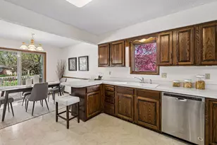 2402 Terrace Dr, Burnsville, MN 55337 - Photo 23