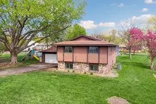 2402 Terrace Dr, Burnsville, MN 55337 - Photo 59