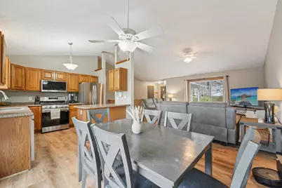 665 Flora Square, Prescott, WI 54021 - Photo 13