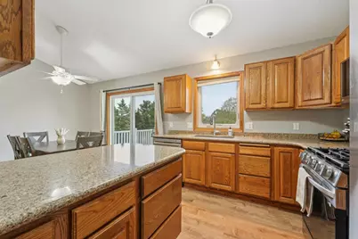 665 Flora Square, Prescott, WI 54021 - Photo 17