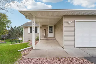 665 Flora Square, Prescott, WI 54021 - Photo 5