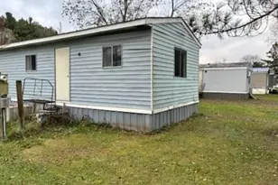 910 1st St, Glenwood City, WI 54013 - Photo 21