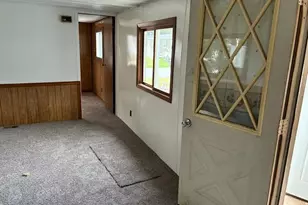 910 1st St, Glenwood City, WI 54013 - Photo 7