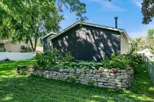 1132 Buchanan Cir NE, Blaine, MN 55434 - Photo 49