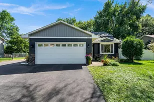 1132 Buchanan Cir NE, Blaine, MN 55434 - Photo 5