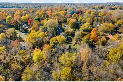 8747 Bentwood Drive, Eden Prairie, MN 55344 - Photo 47