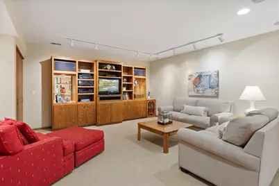 8747 Bentwood Drive, Eden Prairie, MN 55344 - Photo 21