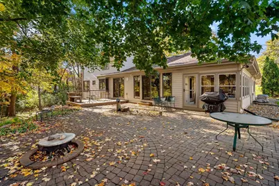 8747 Bentwood Drive, Eden Prairie, MN 55344 - Photo 37