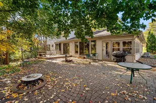 8747 Bentwood Dr, Eden Prairie, MN 55344 - Photo 37