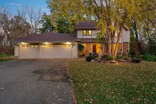 8747 Bentwood Dr, Eden Prairie, MN 55344 - Photo 53