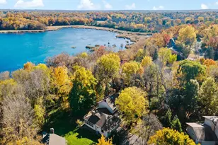 8747 Bentwood Dr, Eden Prairie, MN 55344 - Photo 45