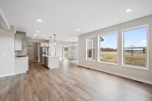 17926 Hawksbill Dr, Lakeville, MN 55044 - Photo 5