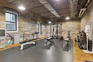 300 Wall St, Saint Paul, MN 55101 - Photo 41