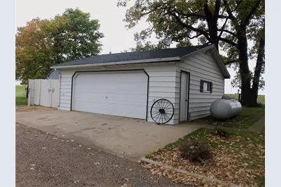78665 County Road 46, Albert Lea Twp, MN 56007 - Photo 13
