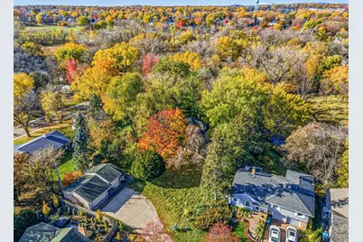 4024 Wood End Drive, Edina, MN 55424 - Photo 5