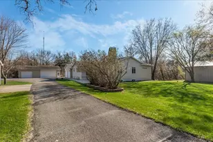 21151 150th St, Sauk Centre Township, MN 56378 - Photo 57