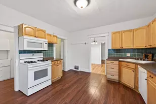 1711 4th St E, Saint Paul, MN 55106 - Photo 11