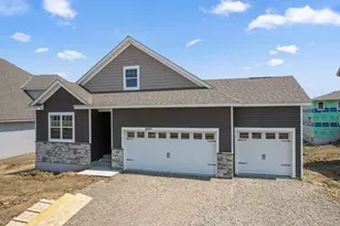 1513 Clover Preserve Wy, Chaska, MN 55318 - Photo 23