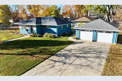 804 9th Street S, Olivia, MN 56277 - Photo 23