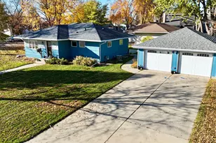 804 9th St S, Olivia, MN 56277 - Photo 1