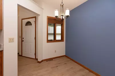 14387 Embassy Way, Apple Valley, MN 55124 - Photo 31