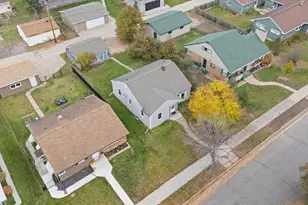 813 6th St S, Virginia, MN 55792 - Photo 3