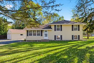 9548 Oliver Ave N, Brooklyn Park, MN 55444 - Photo 1