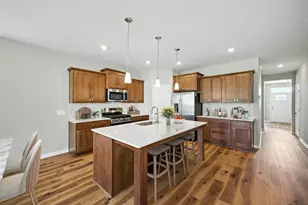 8005 Xyloid Ln, Corcoran, MN 55340 - Photo 3