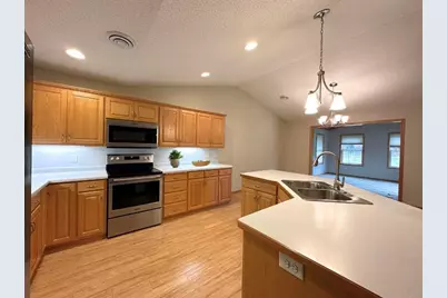 1610 8th Avenue N, Princeton, MN 55371 - Photo 3