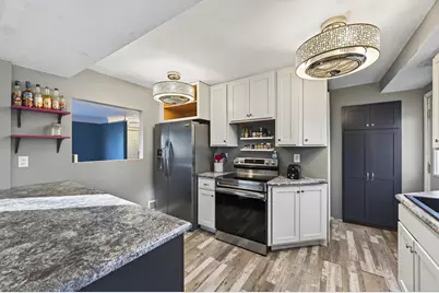 6413 Noble Avenue N, Brooklyn Center, MN 55429 - Photo 15