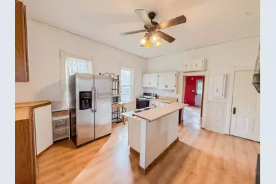 705 E Depue Avenue, Olivia, MN 56277 - Photo 9