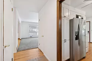 1410 Hillsboro Ave S, Saint Louis Park, MN 55426 - Photo 5