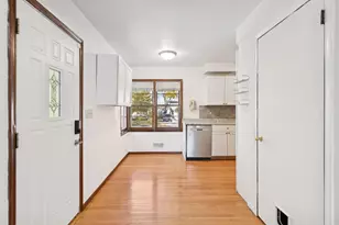 1410 Hillsboro Ave S, Saint Louis Park, MN 55426 - Photo 13