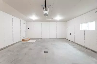 6611 Belding Drive S, Fargo, ND 58104 - Photo 31