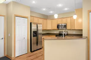 13720 Atrium Ave, Rosemount, MN 55068 - Photo 11