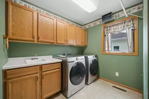 712 Churchill Dr SE, Owatonna, MN 55060 - Photo 35