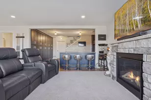 4313 Picket Wy, Woodbury, MN 55129 - Photo 57