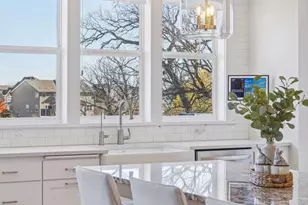 4313 Picket Wy, Woodbury, MN 55129 - Photo 19