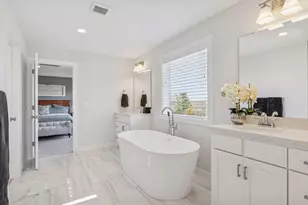 4313 Picket Wy, Woodbury, MN 55129 - Photo 37