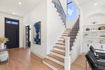 504 N Maple Street, Chaska, MN 55318 - Photo 3